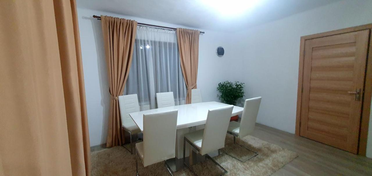سيغيتو مارماتيي Casa Ideal المظهر الخارجي الصورة